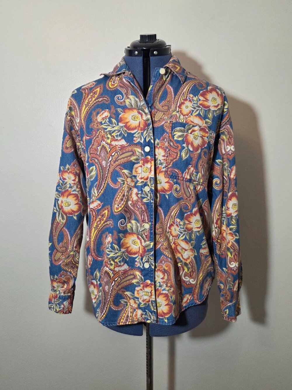 Vintage Liz Claiborne Denim Floral Paisley Long Sleeve Button Down
